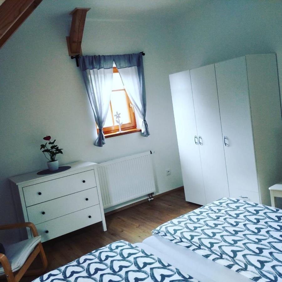 Apartmany U Vlcich Jam Petrovice u Susice Exterior photo