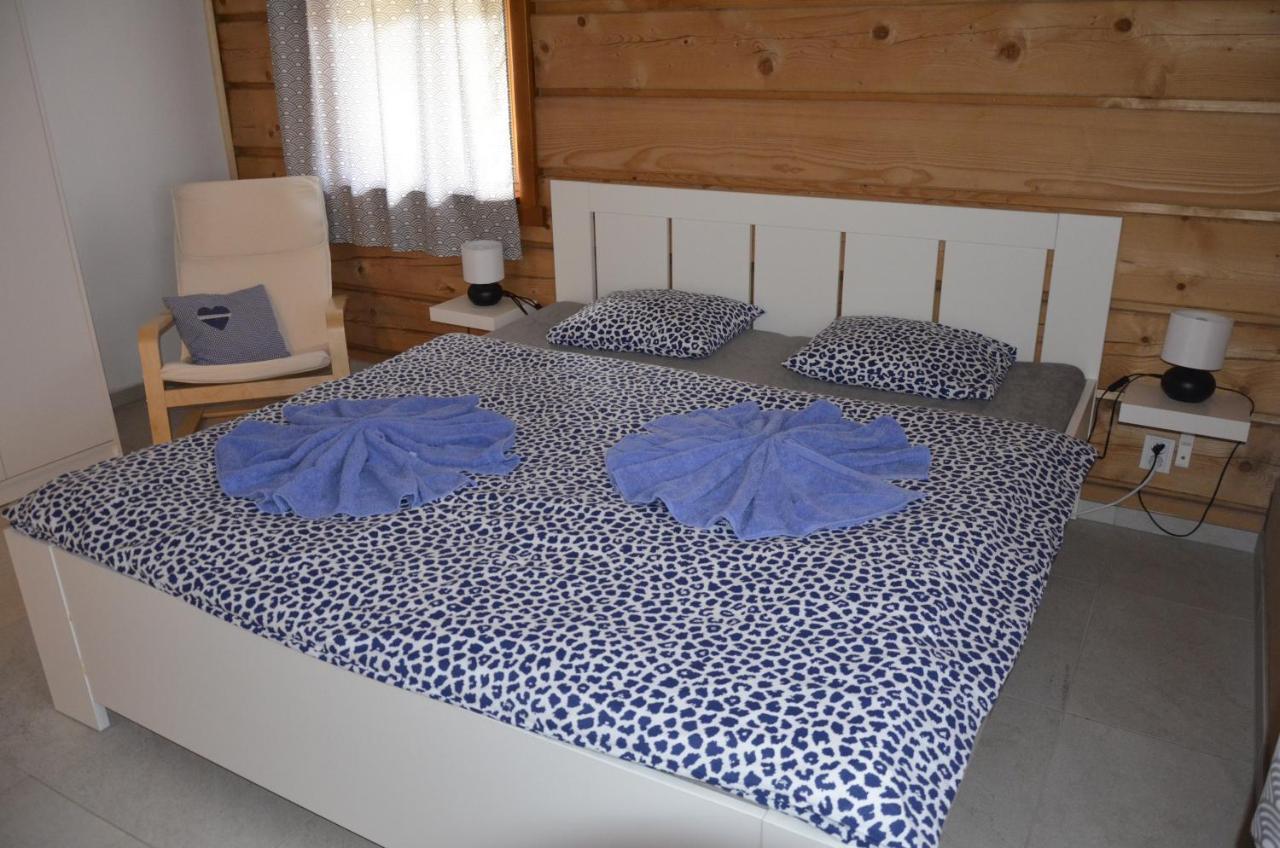 Apartmany U Vlcich Jam Petrovice u Susice Exterior photo